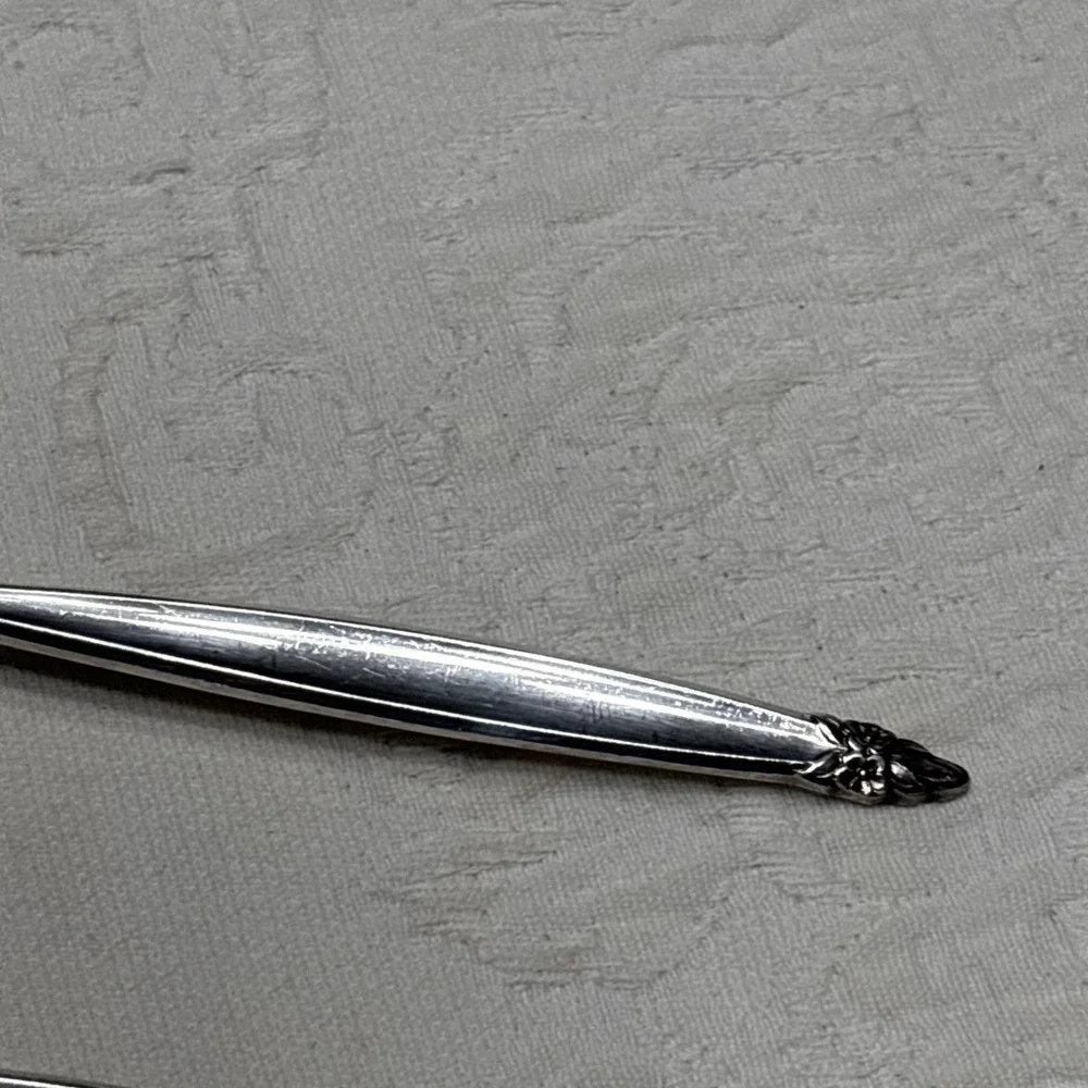 1965 GARLAND 1847 Rogers Bros IS Sugar Spoon Butter Knife Silver Plate Flatware